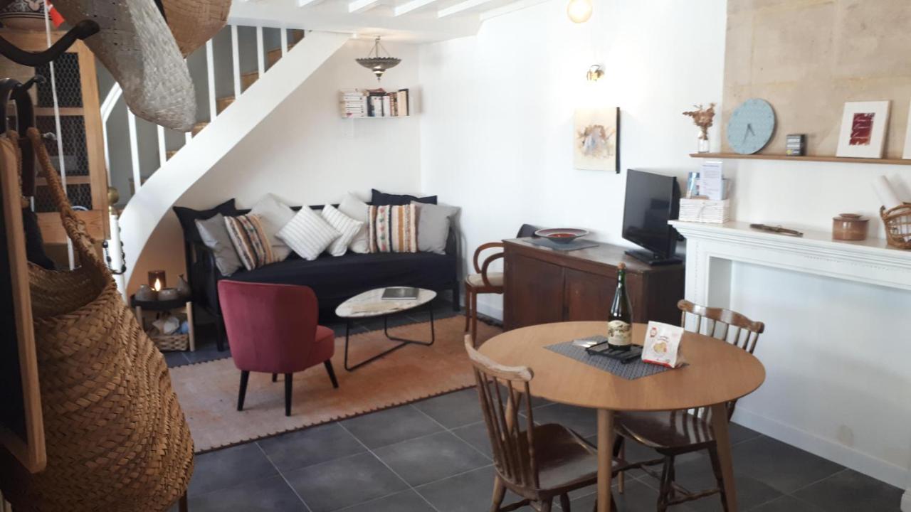 Maison Camille Port-en-Bessin-Huppain Buitenkant foto