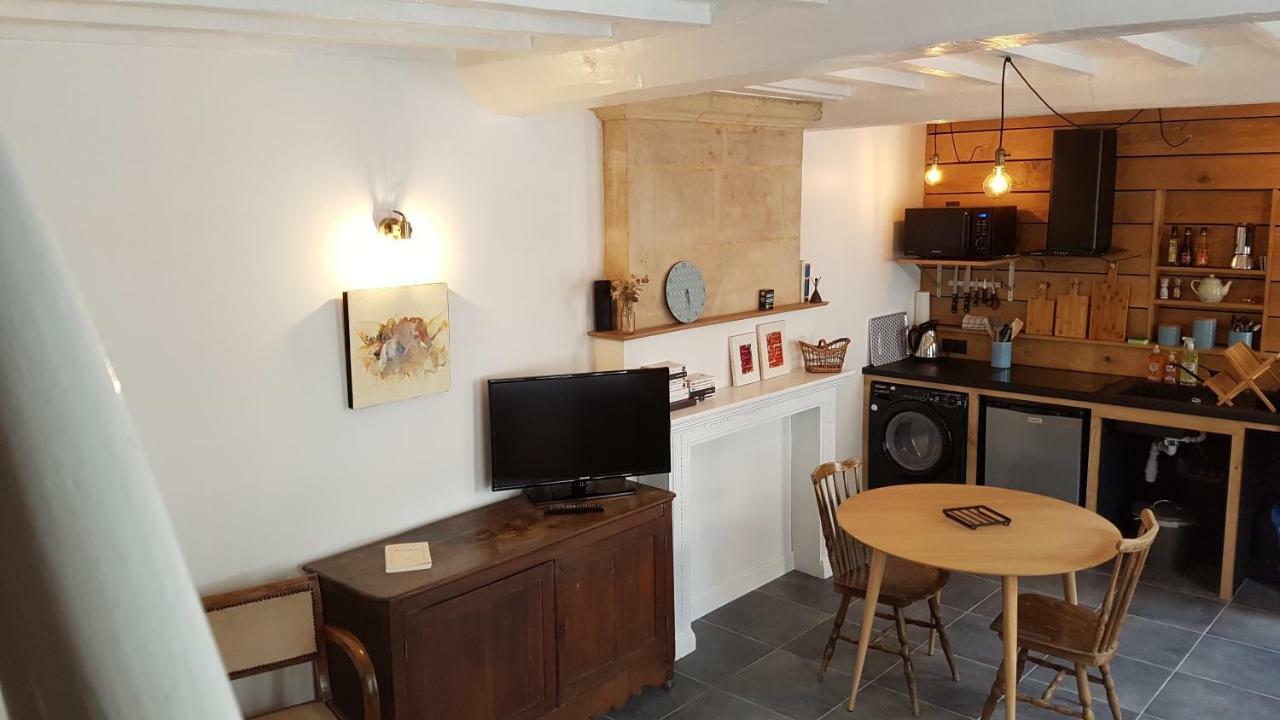 Maison Camille Port-en-Bessin-Huppain Buitenkant foto